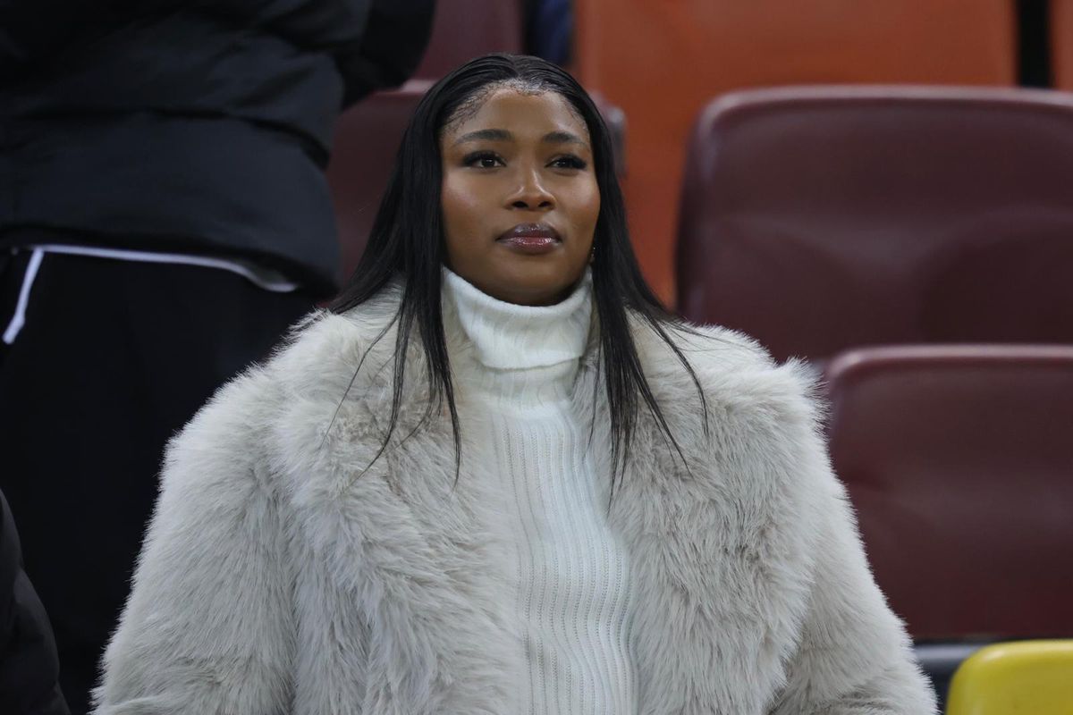 Mbali Malindi, iubita lui Siyabonga Ngezana, la meciul FCSB - Dinamo