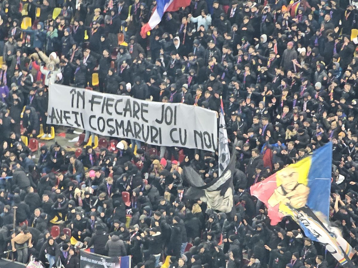 Toate mesajele galeriilor din FCSB - Dinamo » Ironii nemiloase ale fanilor: „Peluza voastră e ca POS-ul”