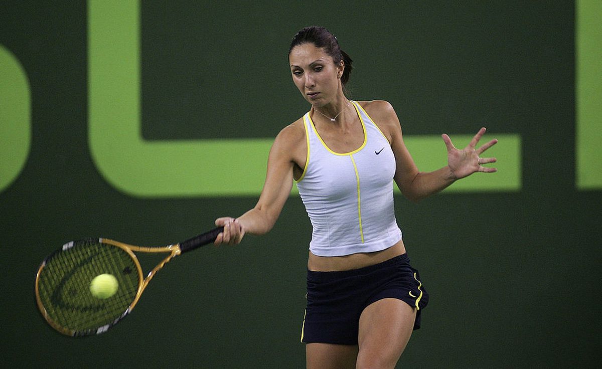 A produs surpriza la Roland Garros, s-a judecat pentru pozele nud „scăpate” pe internet, iar acum are o afacere în Rusia » O mai recunoști?