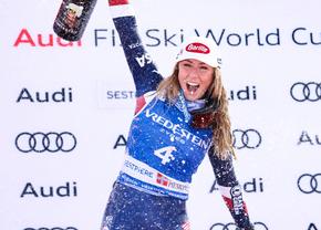 Mikaela Shiffrin a ajuns la 100 de curse câștigate în Cupa Mondială