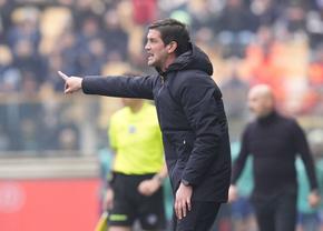 „I-a arătat incompetentului cum se pregătește un meci” » Cristi Chivu i-a cucerit pe suporterii Parmei încă de la debut