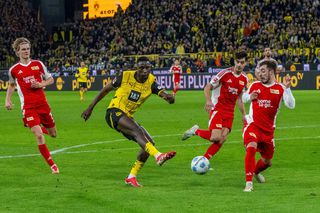 Borussia se implică în alegerile din Germania » Mesajul apărut pe gazon la startul meciului cu Union