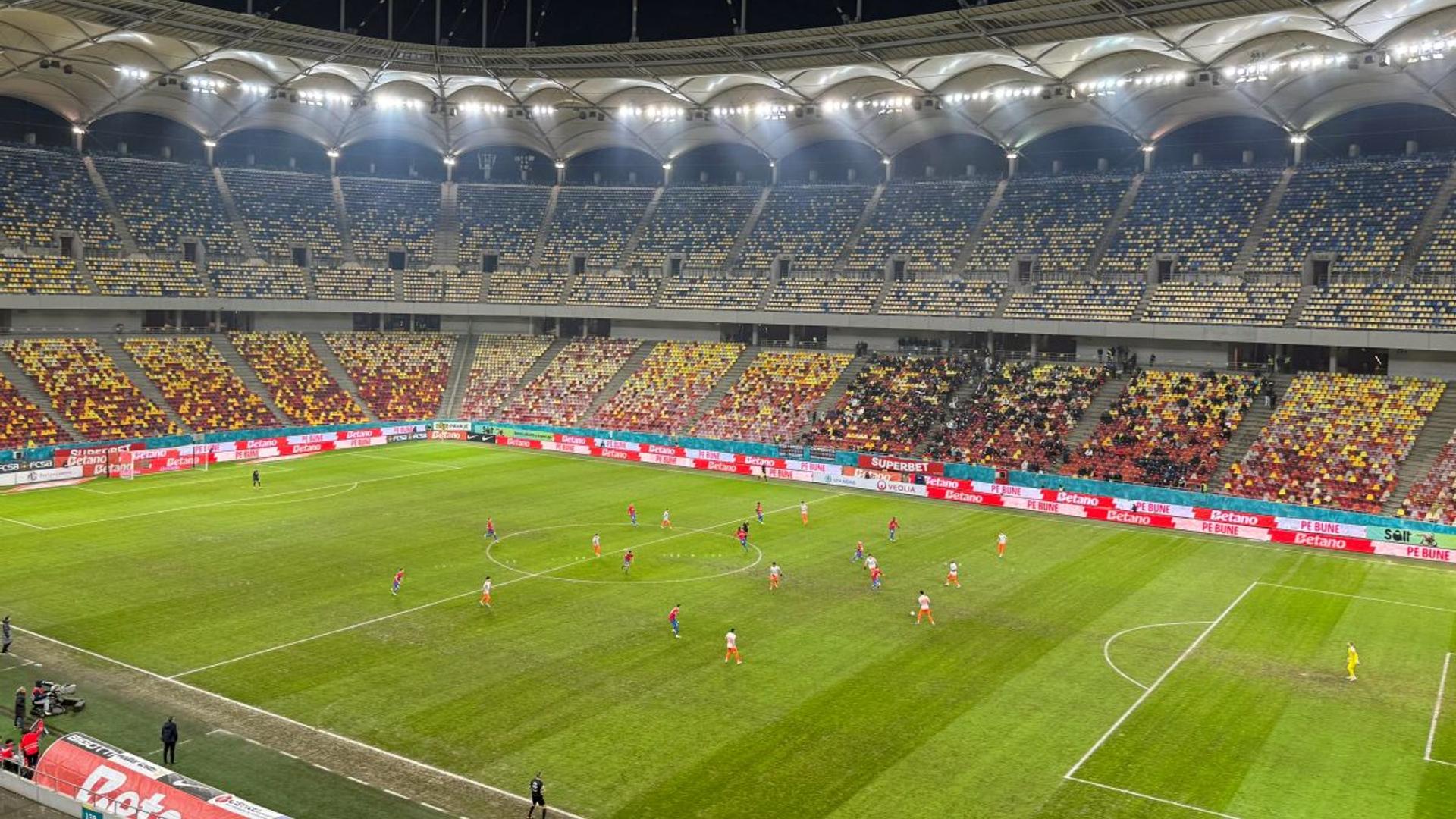 Suporteri FCSB în Peluza Nord pe Arena Națională la meciul cu Metaloglobus, cu asistență scăzută în play-off Superligă. | sursa foto: Gazeta Sporturilor