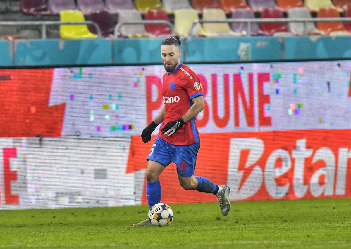 Darius Olaru a pasat perfect, David Miculescu s-a distrat cu portarul de la Metaloglobus » Cum s-a marcat golul care a adus liniștea pentru FCSB