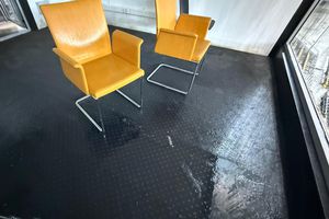 Arena Națională se degradează alarmant! Dezastru la un studio TV și în zona VIP » Imagini halucinante: plouă din tavan, miros pregnant de mucegai