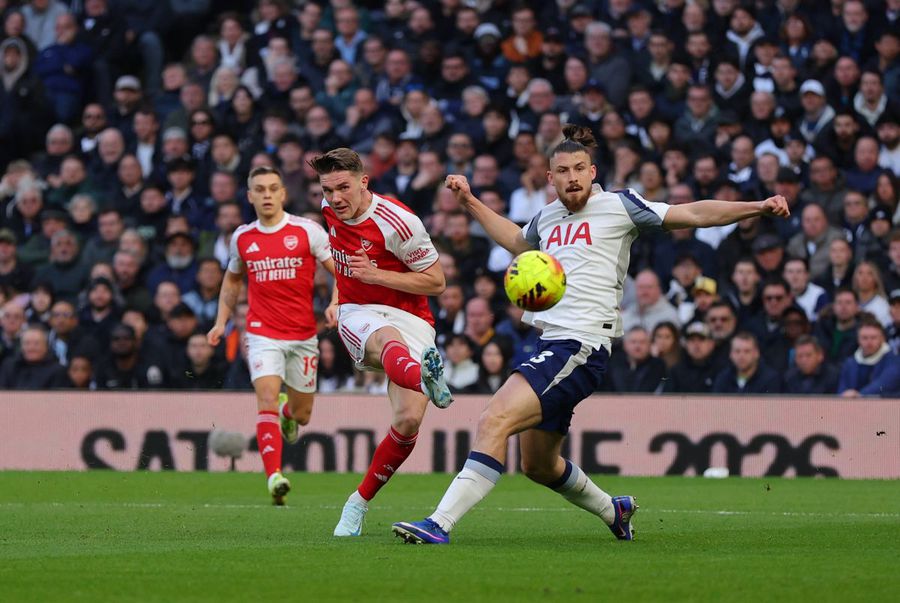 Verdict dur după derby-ul Londrei: „Drăgușin a comis un păcat capital. L-a făcut pe Gyokeres să pară bun!”