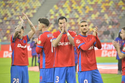Fotbaliștii celor de la FCSB // FOTO: GSP.ro