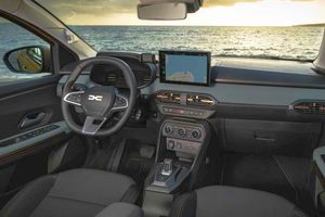 Noile modele Dacia trec prin schimbări majore » Vor fi printre cele mai ieftine mașini de condus din istorie