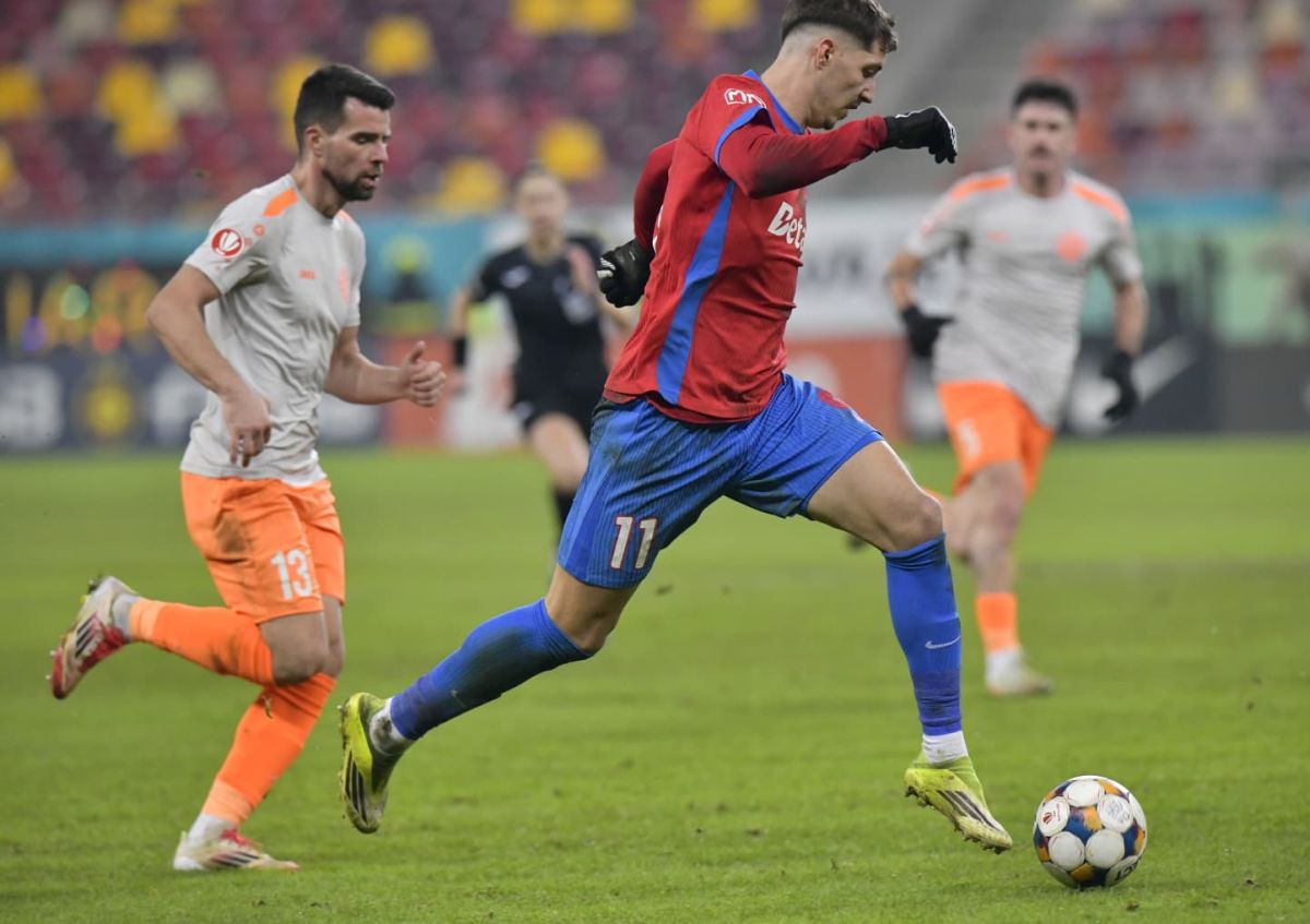 Darius Olaru a pasat perfect, David Miculescu s-a distrat cu portarul de la Metaloglobus » Cum s-a marcat golul care a adus liniștea pentru FCSB