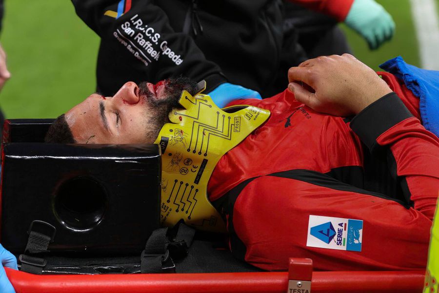 Vedeta lui AC Milan, transportată de urgență la spital » Are o fractură și a ajuns pe masa de operație!