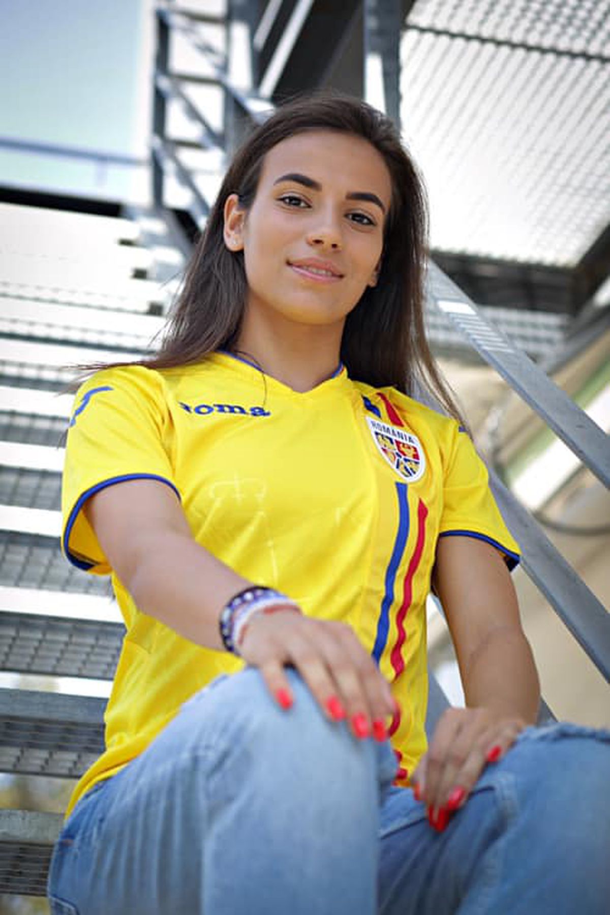 Să o cunoaștem pe Teodora Meluță, cea mai bună jucătoare de fotbal din România! Și-a spus povestea „La feminin”: „Vreau să mă mărit și să mai joc fotbal după ce aș avea primul copil”