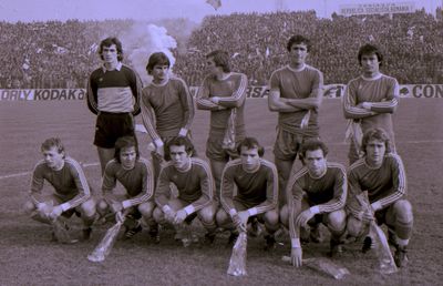 Cum au fost create marile echipe ale anilor '80? » Episodul 1: Craiova Maxima - creată de Corneliu Stroe, protejată de Ștefan Andrei și cântată de Adrian Păunescu