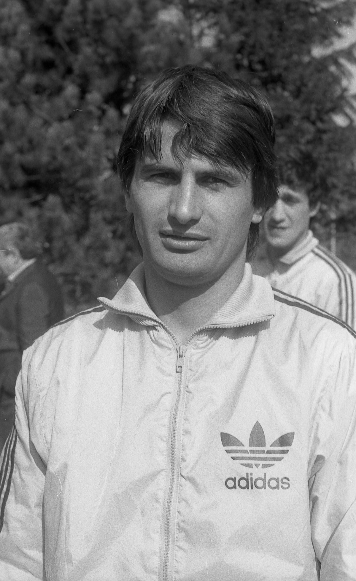 Cum au fost create marile echipe ale anilor '80? » Episodul 1: Craiova Maxima - creată de Corneliu Stroe, protejată de Ștefan Andrei și cântată de Adrian Păunescu