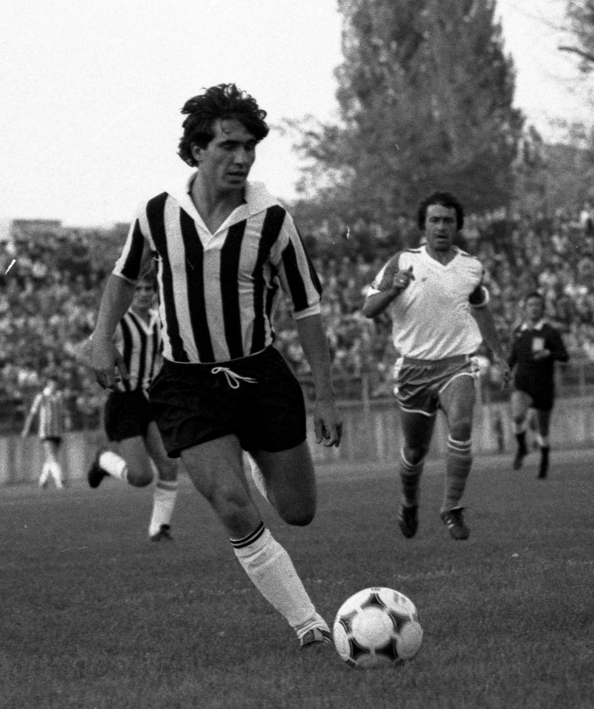 Cum au fost create marile echipe ale anilor '80? » Episodul 1: Craiova Maxima - poveștile extraordinare ale celor 14 titulari