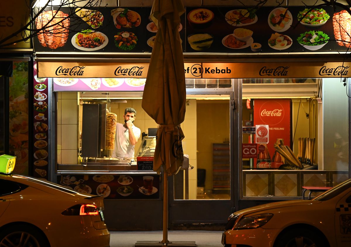 Capitală pe silențios » Cum este atmosfera în locul unde România U21 va juca la Campionatul European de tineret