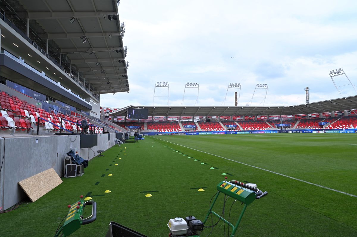 Am mers să vedem cum arată „bijuteria” de 40 de milioane de euro pe care o inaugurează „naționala” » Dotare curioasă: pasarelă de 20 de metri pentru oaspeți