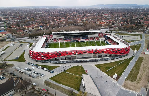 Am mers să vedem cum arată „bijuteria” de 40 de milioane de euro pe care o inaugurează „naționala” » Dotare curioasă: pasarelă de 20 de metri pentru oaspeți