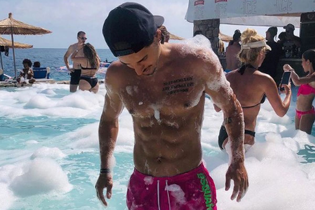 Dinamo își ia manechin! Nemanja Petrovic, bad-boy-ul care bate la porțile din Ștefan cel Mare