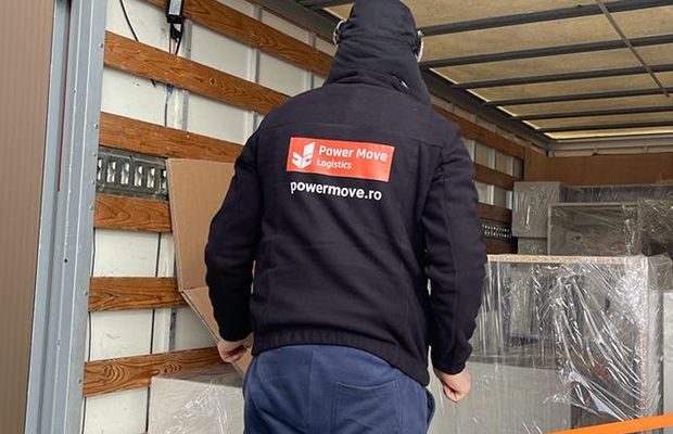 POWERMOVE: De ce să alegi o firmă specializată atunci când îți muți afacerea într-o nouă locație