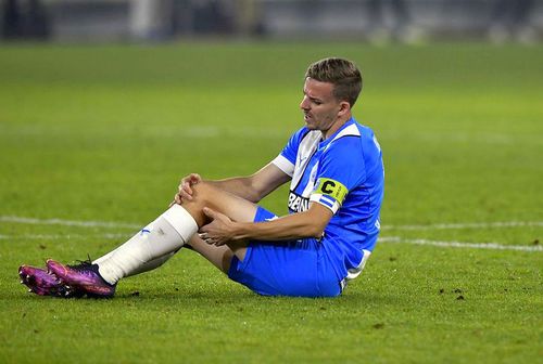 Nicușor Bancu (30 de ani), căpitanul CS Universității Craiova, victima unei rupturi de ligamente încrucișate la 2-2 cu Rapid, în 12 noiembrie, va reveni pe teren abia din sezonul viitor.