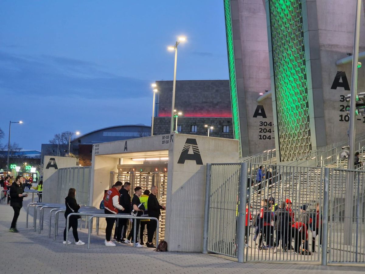 GSP a asistat la Ungaria - Estonia, primul meci după anunțul afișării steagului Ungariei Mari » Cine a iscat întreaga dispută: „O mângâiere politică pentru ei”