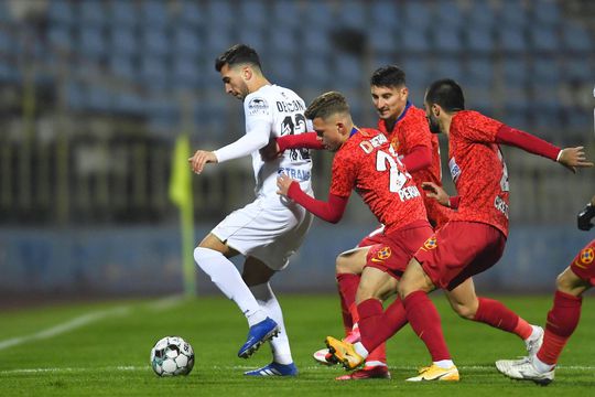 Ronaldo Deaconu, într-un duel cu FCSB, în 2020 / FOTO: Imago