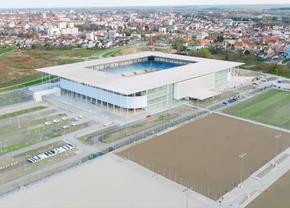 Guvernul maghiar a mai ridicat un stadion de 5 stele în afara țării » Imagini spectaculoase cu proiectul de 65 de milioane de euro