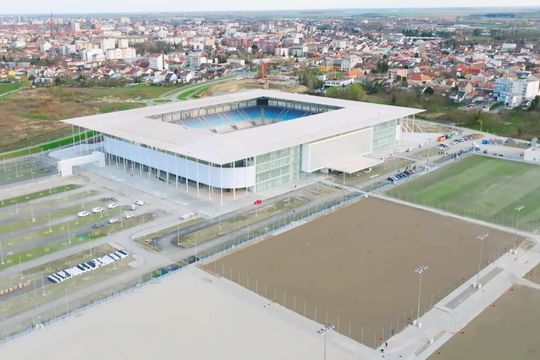 Guvernul maghiar condus de Viktor Orban a finanțat construirea unui nou stadion în afara țării. De el va beneficia NK Osijek, corespondenta croată a lui Sepsi Sf. Gheorghe.