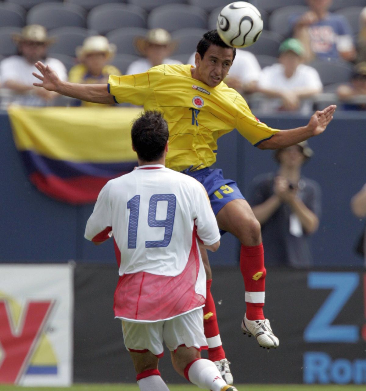 Imagini uitate de timp de la amicalul Columbia - România din 2006