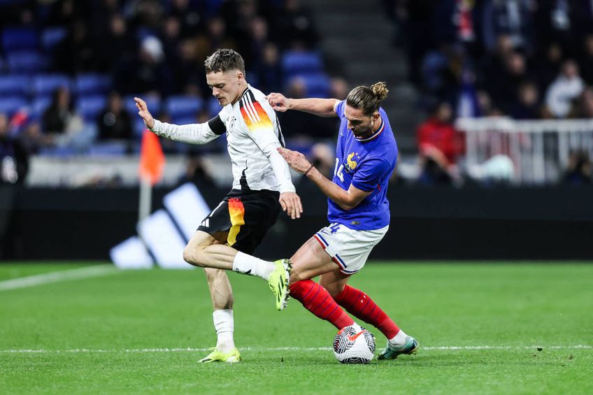Franța și Germania se întâlnesc ACUM într-o partidă amicală în care cei doi granzi europeni pregătesc turneul final din vară. Meciul poate fi urmărit în format liveTEXT pe GSP.ro și la tv pe Prima Sport 2 și Digi Sport 2.