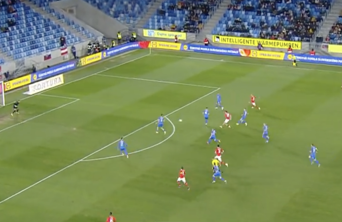 Nu au înțeles nimic! Adversara României de la EURO a luat gol în secunda 6 după o fază de Playstation