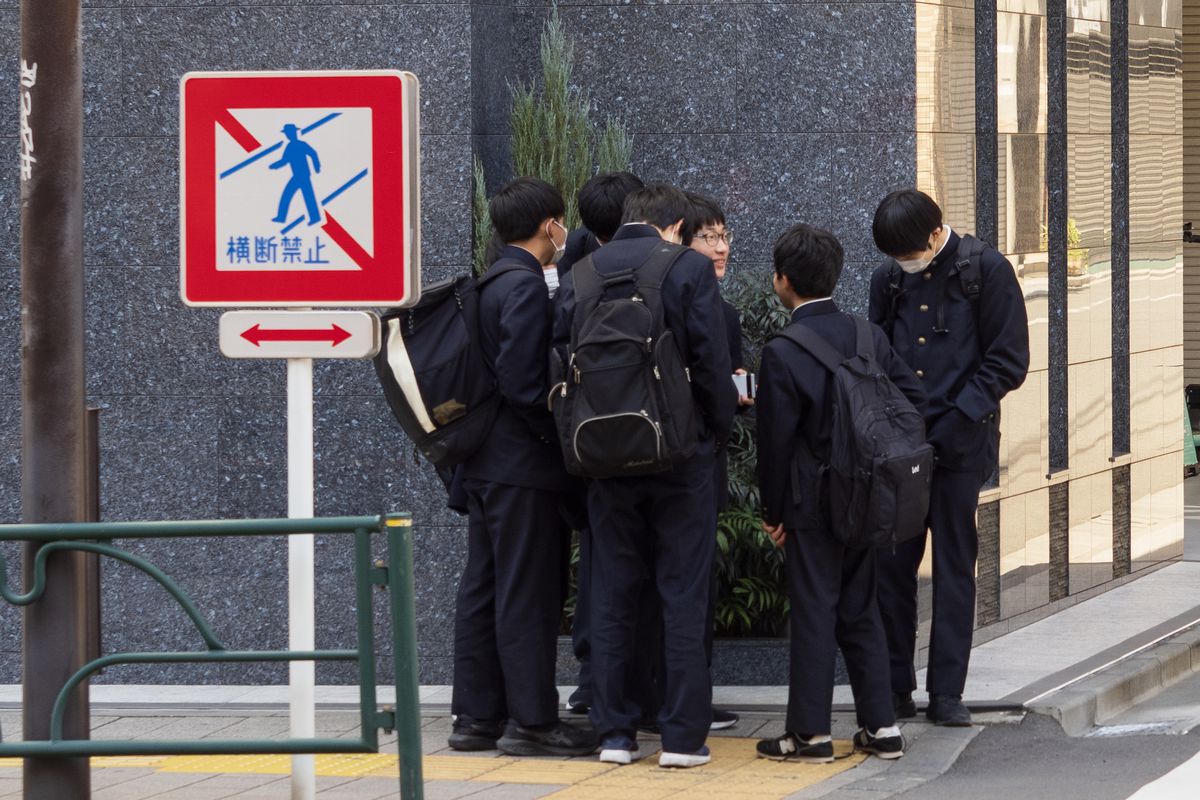 Bine aţi venit în viitor! Fotoreportaj GSP în metropola din lume cu cei mai mulţi oameni: fără maşini, cu metrouri automatizate şi oraşe subterane + Cum se trăieşte un meci de baseball în Japonia