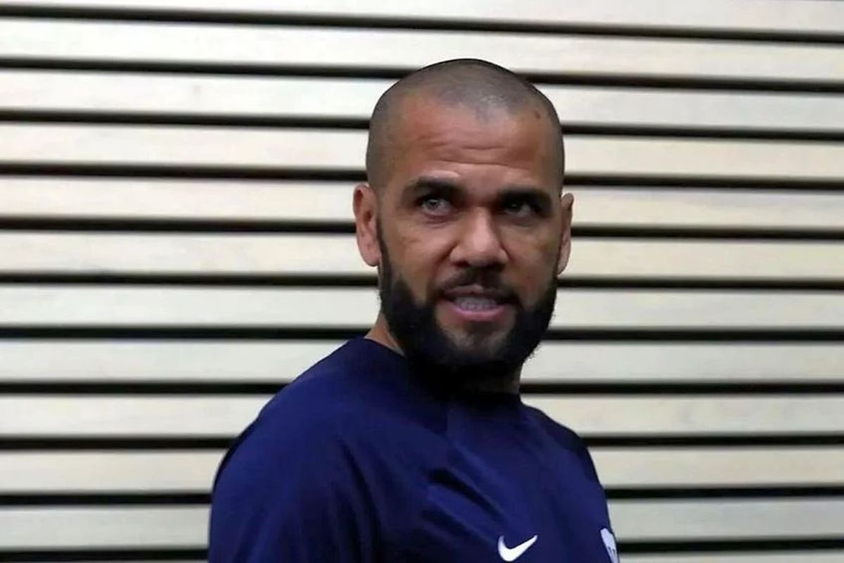 Fosta soție a lui Dani Alves, mesaj cu subînțeles: „Uneori va trebui să stai la masă cu Iuda”