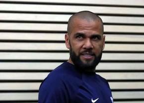 Fosta soție a lui Dani Alves, mesaj cu subînțeles: „Uneori va trebui să stai la masă cu Iuda”