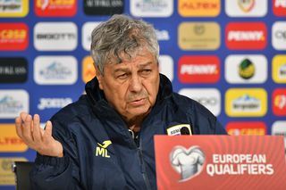 Mircea Lucescu a numit principalul vinovat de la golul Bosniei: „Mulți au zis Rațiu, dar nu e așa” + A refuzat ultima întrebare în conferința din San Marino