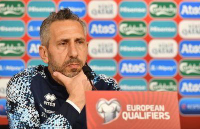 „Veniți să mai luați un Compagno!” » Selecționerul lui San Marino a profitat în conferință și a făcut un îndemn către cluburile din România