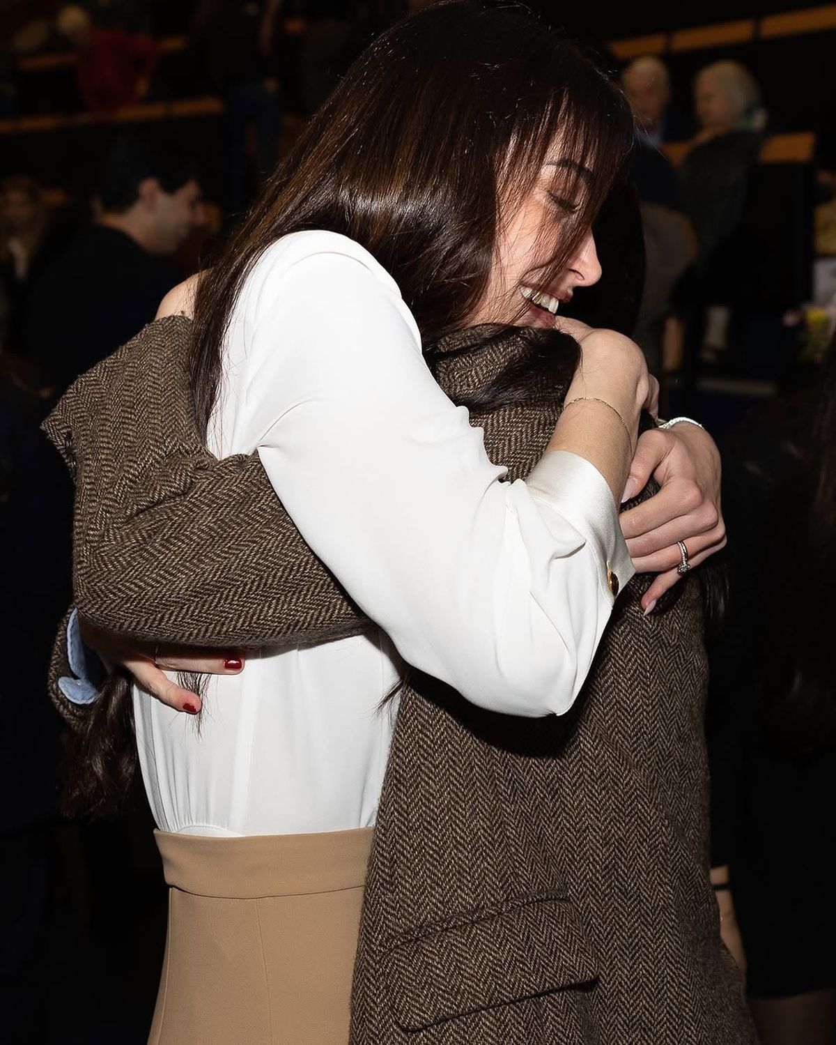 Anna a devenit doctoriță cu acte în regulă și a sărbătorit cu soțul fotbalist: „Nu știam dacă voi termina examenele la timp! Femeilor, visați măreț!”