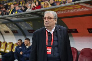 Ce fotbalist a remarcat Mihai Stoichiță în România - Cipru