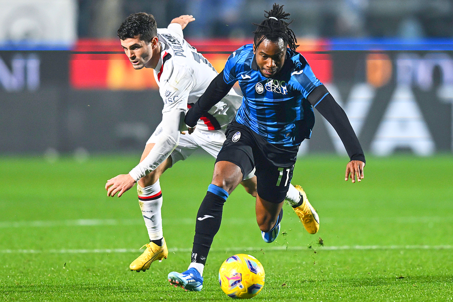 Cristi Chivu forțează transferul verii în Serie A » Atacantul a ajuns la un acord cu Inter