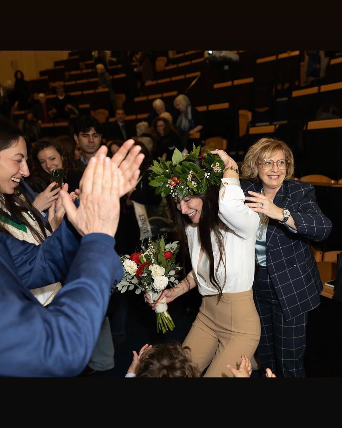 Anna a devenit doctoriță cu acte în regulă și a sărbătorit cu soțul fotbalist: „Nu știam dacă voi termina examenele la timp! Femeilor, visați măreț!”