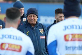 Contrariat de ce a putut spune Mircea Lucescu: „Dă doar în el”