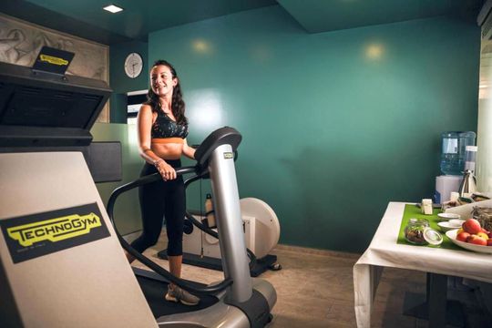 FRF a rezervat întregul hotel „Regent Boutique”, care numără 53 de camere