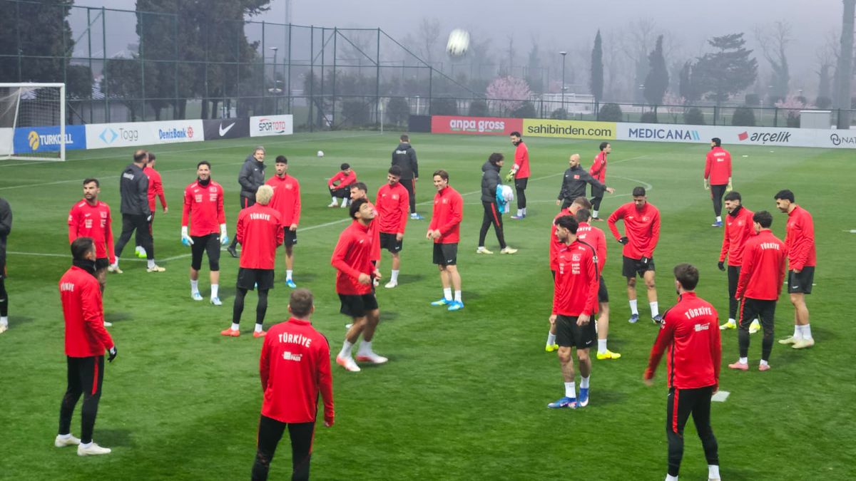 Arda Guler, absent de la antrenamentul lui Montella! Ultimele detalii de la baza Turciei: 3 jucători cu probleme, unul urmează să fie trimis acasă, altul e în mare pericol