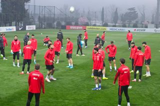 Arda Guler, absent de la antrenamentul lui Montella! Ultimele detalii de la baza Turciei: 3 jucători cu probleme, unul urmează să fie trimis acasă, altul e în mare pericol