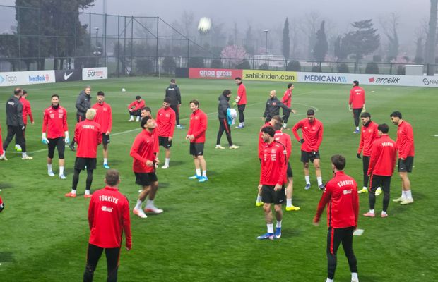 Arda Guler, absent de la antrenamentul lui Montella! Ultimele detalii de la baza Turciei: 3 jucători cu probleme, unul urmează să fie trimis acasă, altul e în mare pericol