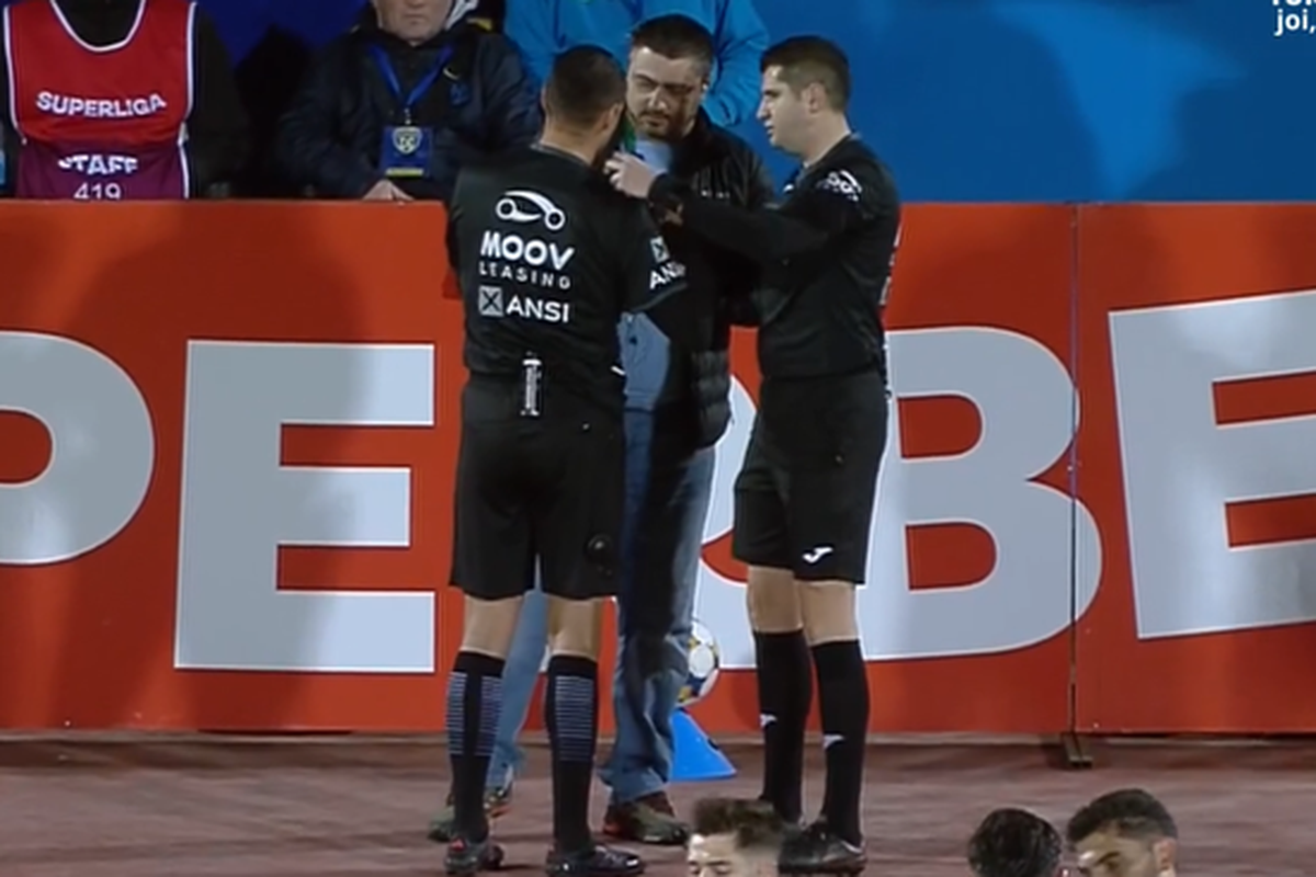 Moment rar în Unirea Slobozia - Oțelul Galați! Arbitrul a avut nevoie de schimbare
