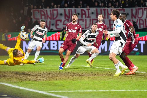 Mihai Popa, în meciul U Cluj - CFR Cluj 2-1, foto: Imago Images