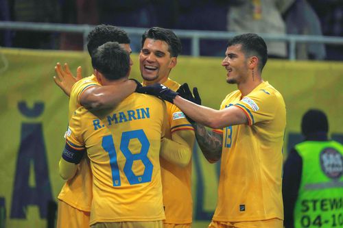 Iosif Rotariu își pune speranțele în Ianis Hagi și Valentin Mihăilă la barajul cu Turcia/ foto: Imago Images