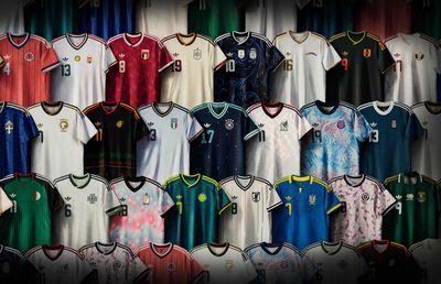 adidas readuce emblema Trefoil pe scena FIFA World Cup pentru prima dată în 36 de ani, odată cu lansarea tricourilor de deplasare
