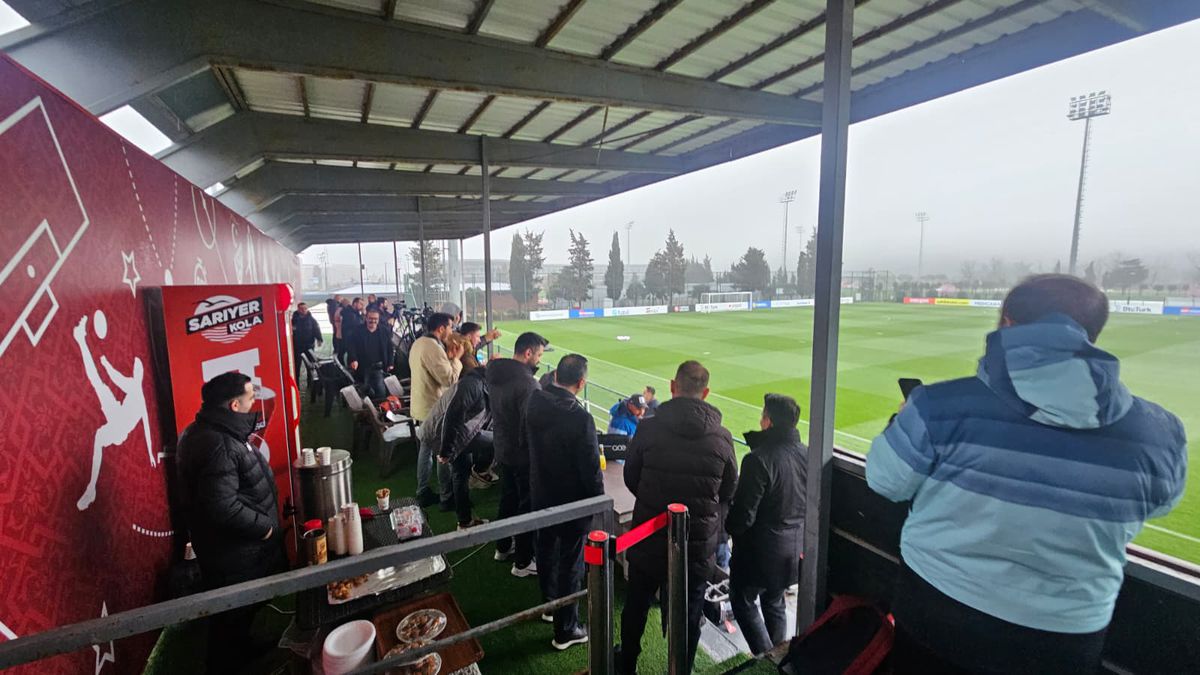 Antrenamentul Turciei, cu trei zile înaintea „barajului” cu România: imagini de la bază